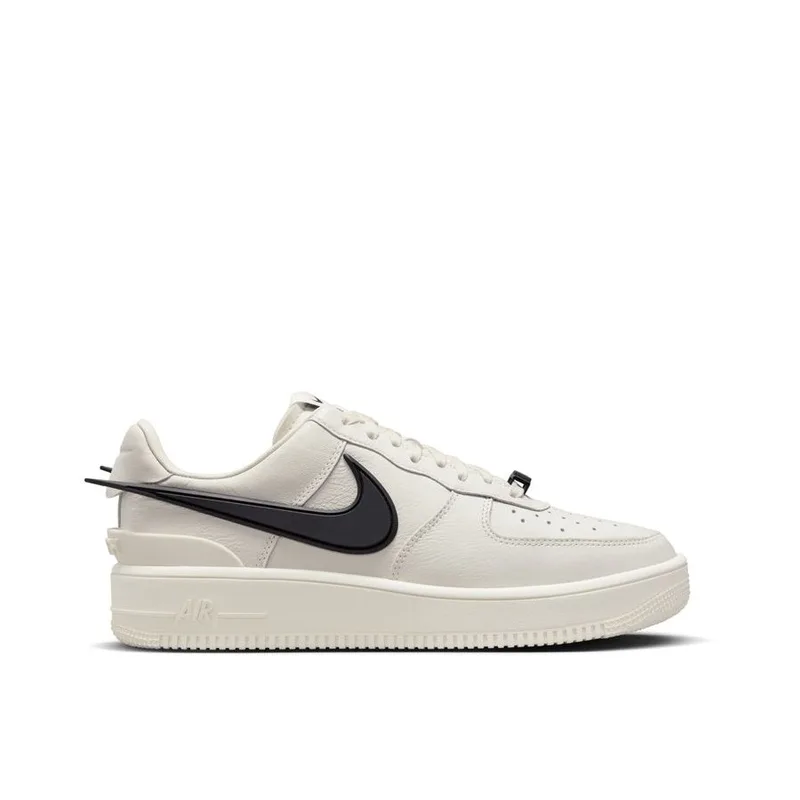 AF1 Sail And Black, vista 2