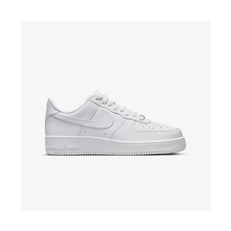 AF1 Triple White, vista 4