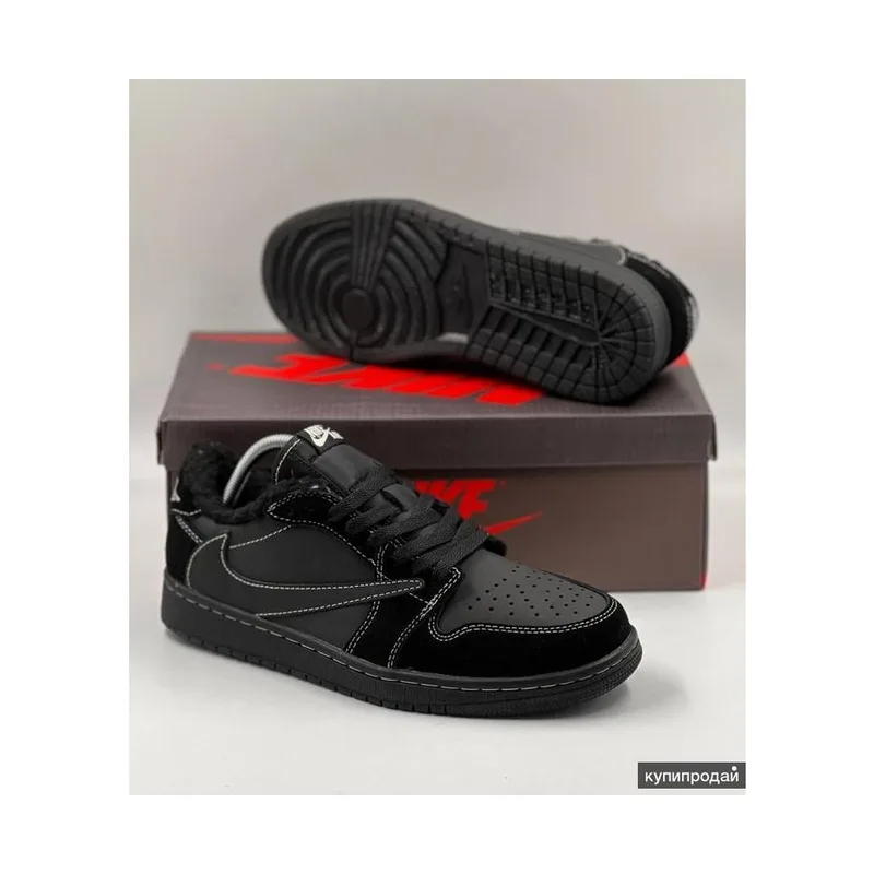 Jordan Low Patent Black Sole Red, vista 4