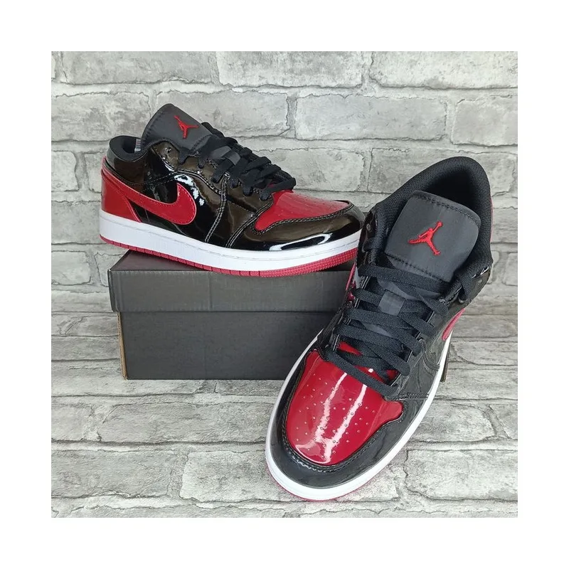 Jordan Low Patent Bred, vista 1