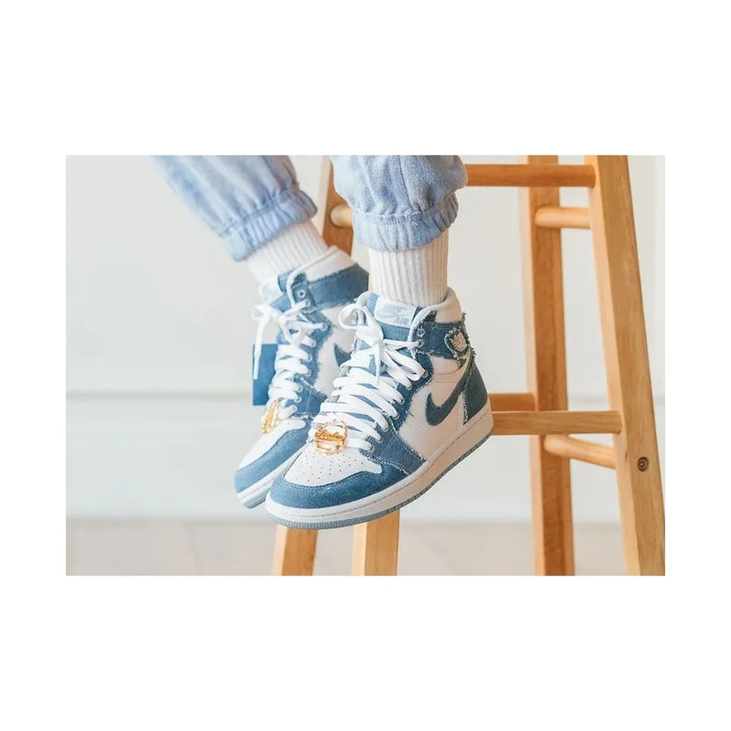 Jordan Retro 1 High OG Denim, vista 4