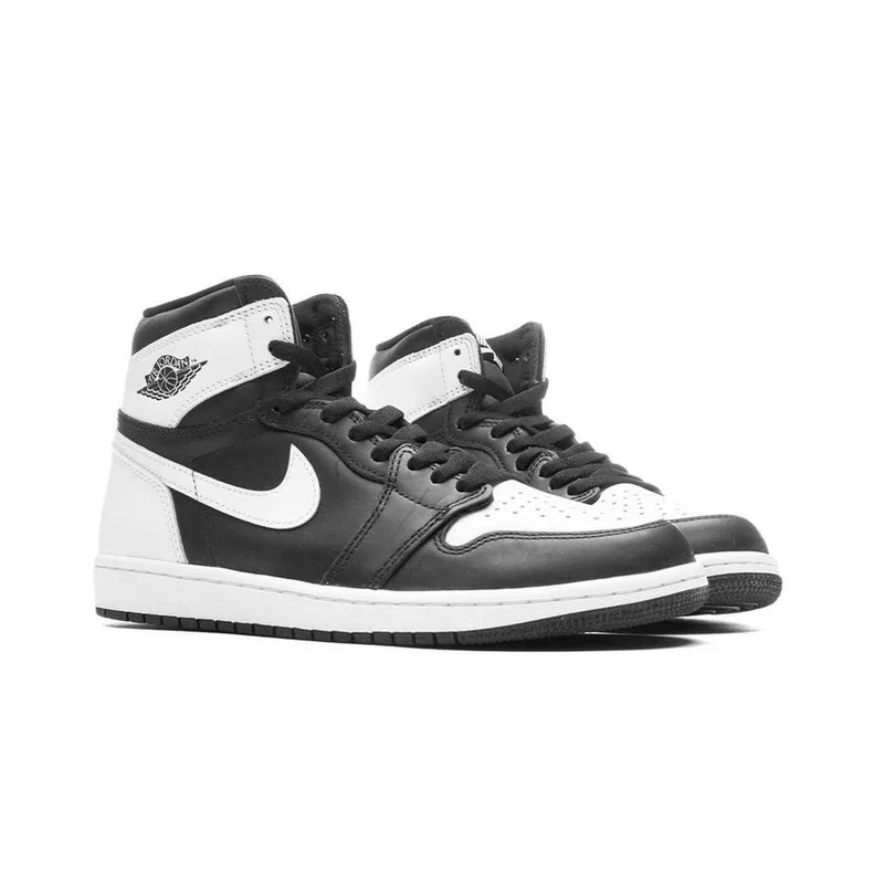 Jordan Retro 1 High OG White and Black, vista 4