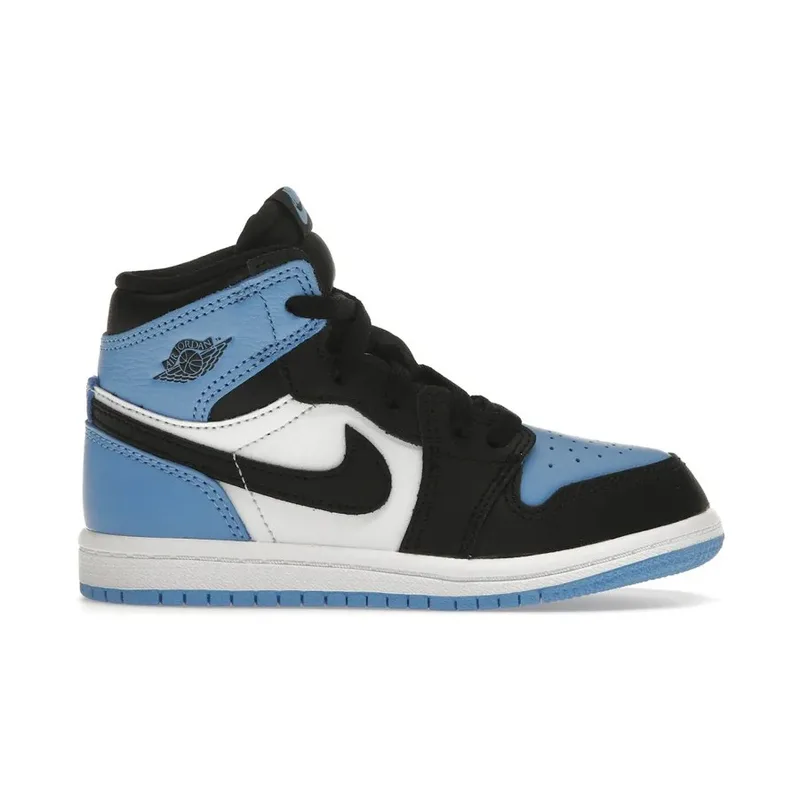 Jordan Retro 1 UNC Toe, vista 3