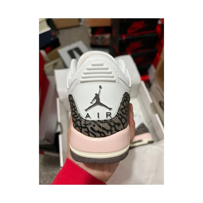 Jordan Retro 3 Dark Mocca, vista 3