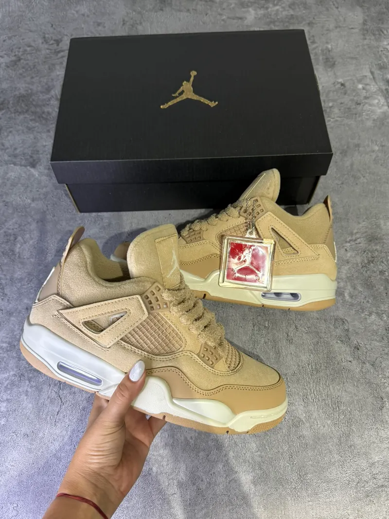 Jordan Retro 4 Cozy Girl
