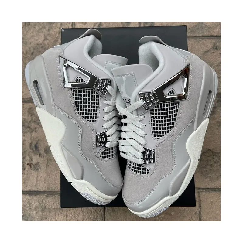 Jordan Retro 4 Frozen II, vista 4