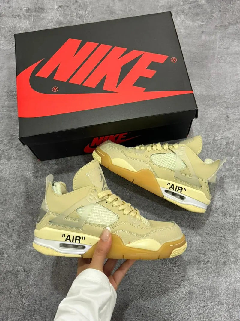 Jordan Retro 4 Off White Sail