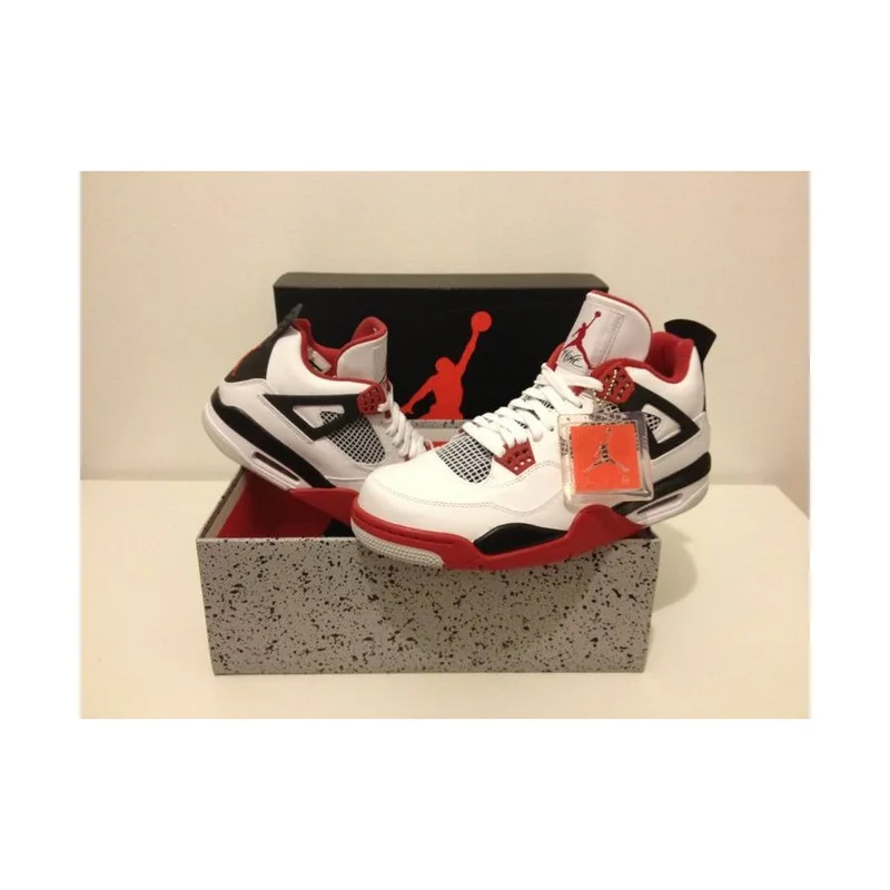 Jordan Retro 4 Varsity Red, vista 4