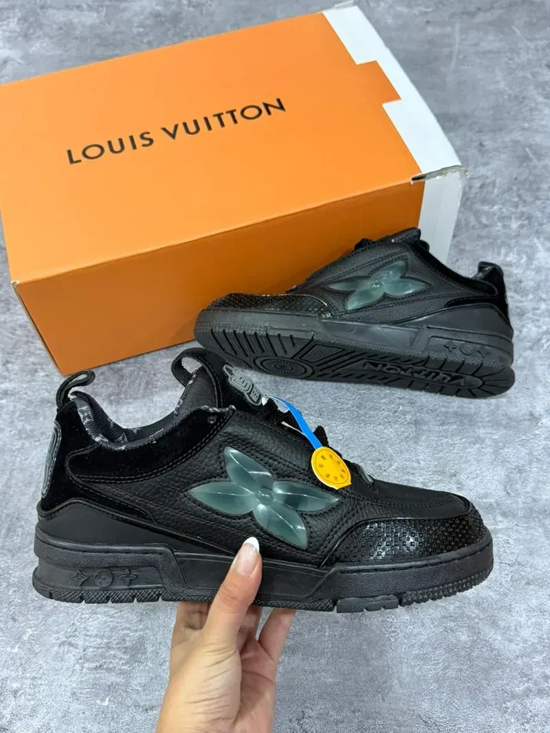 Louis Vuitton Skate Total Black