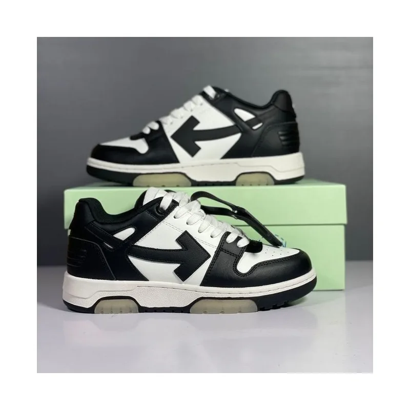 Off White Black and White, vista 3