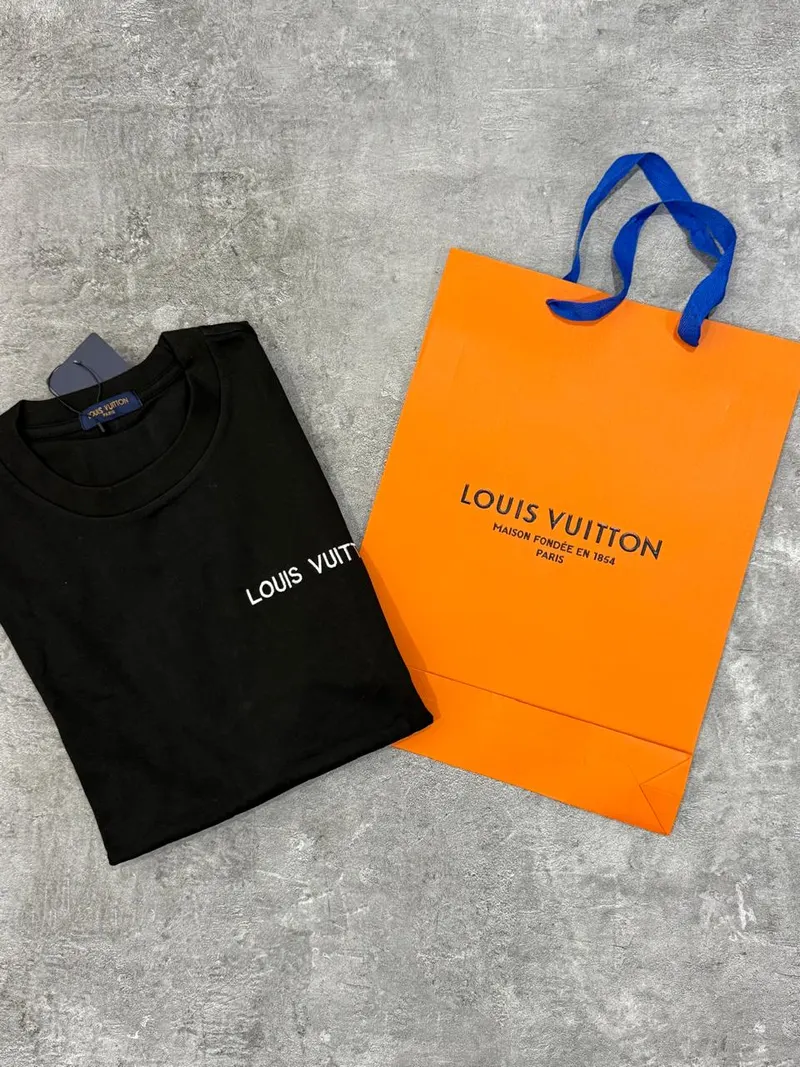 Remera Louis Vuitton Black