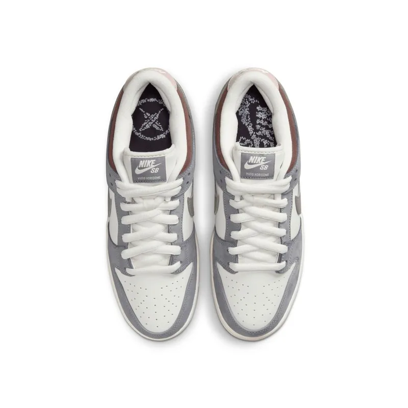 Sb Dunk Low x Yuto Horigome Wolf Grey, vista 4