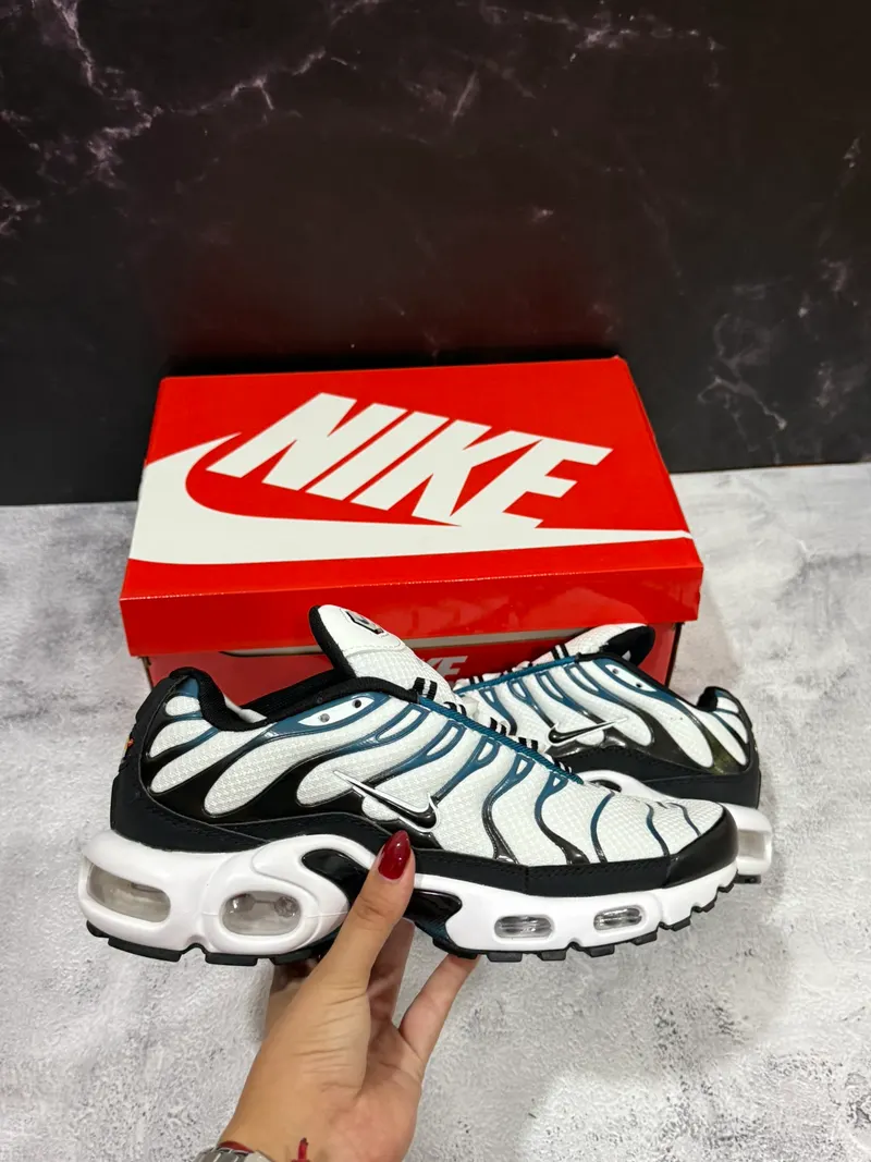 Tn Plus Teal White, vista 1